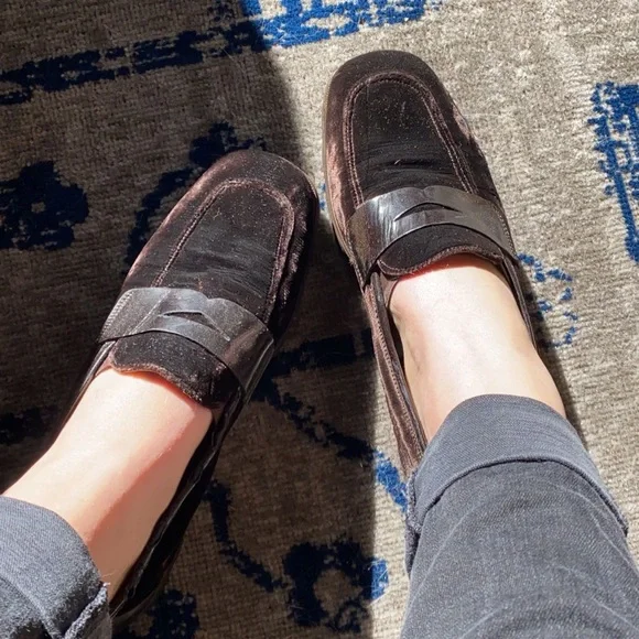Donald J. Pliner Plum Velvet Slip-On Loafers Donald Pliner Women main image 4
